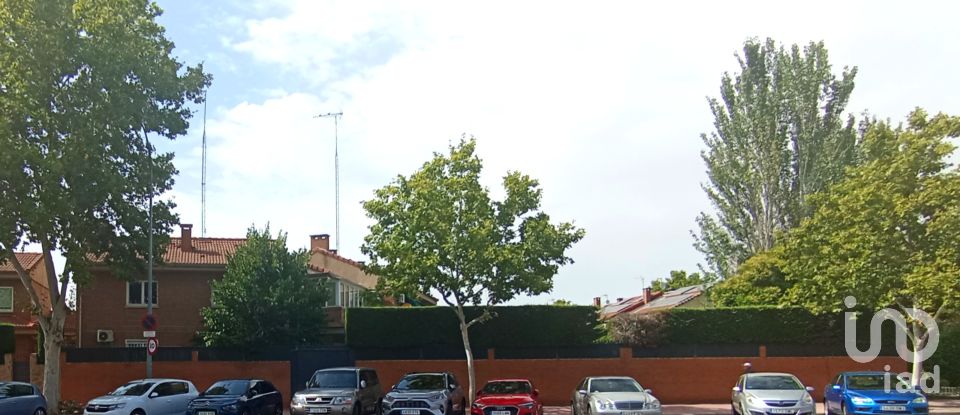 Gîte 5 chambres de 324 m² à Alcalá de Henares (28804)