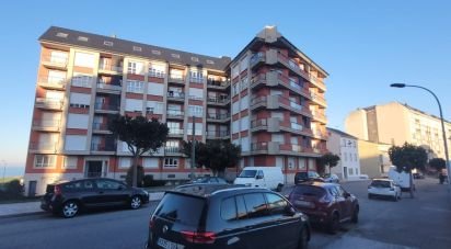 Apartment 1 bedroom of 67 m² in Foz (27780)