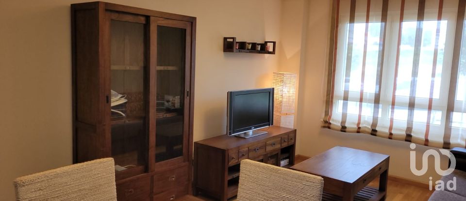 Apartment 1 bedroom of 67 m² in Foz (27780)