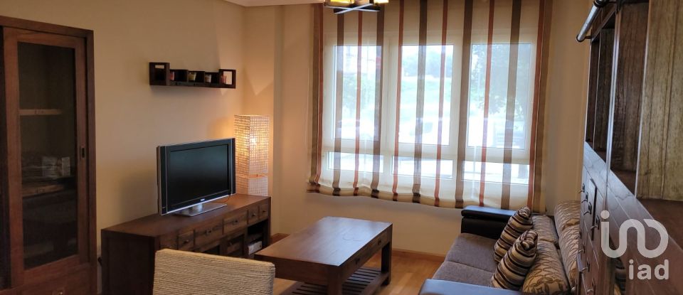 Apartment 1 bedroom of 67 m² in Foz (27780)