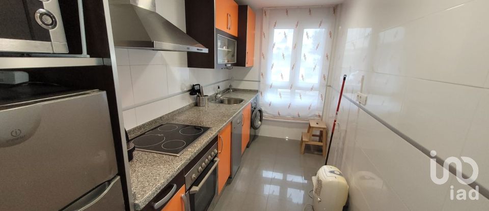 Pis 1 habitació de 67 m² a Foz (27780)