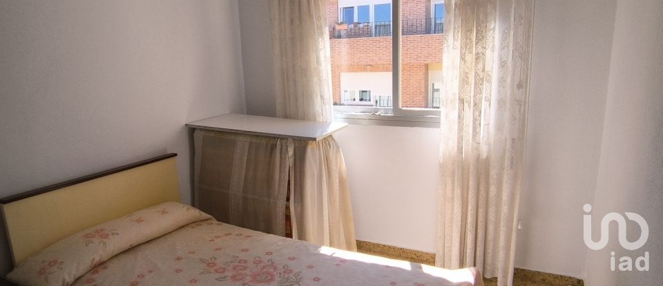 Appartement 2 chambres de 56 m² à Valencia de Don Juan (24200)