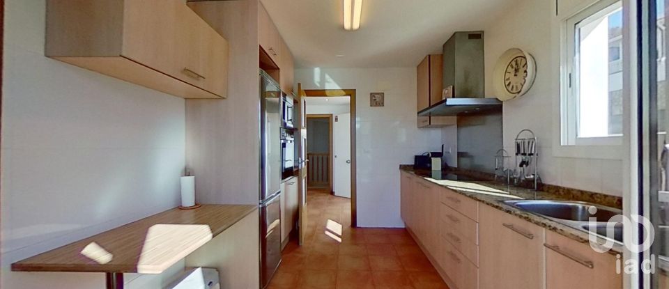 House 4 bedrooms of 250 m² in Roda de Bara (43883)