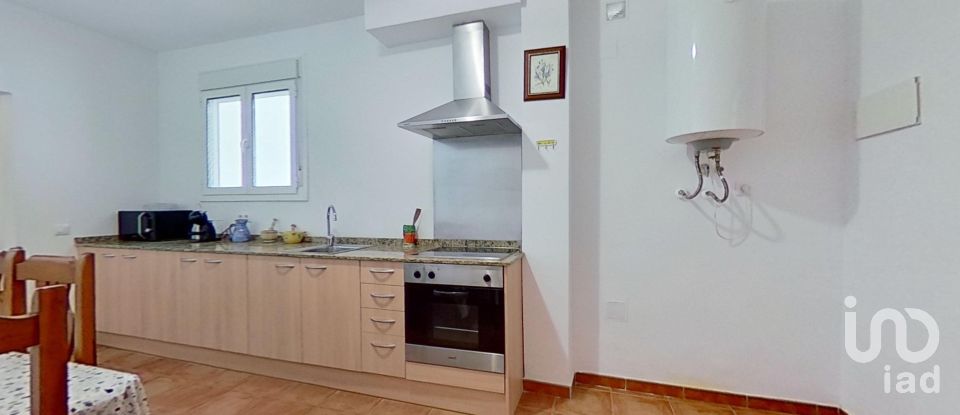 House 4 bedrooms of 250 m² in Roda de Bara (43883)