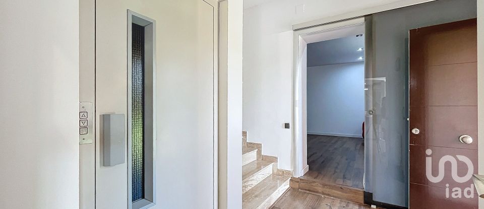 Gîte 5 chambres de 237 m² à Alella (08328)