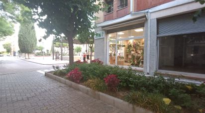 Shop / premises commercial of 48 m² in Les Roquetes (08812)