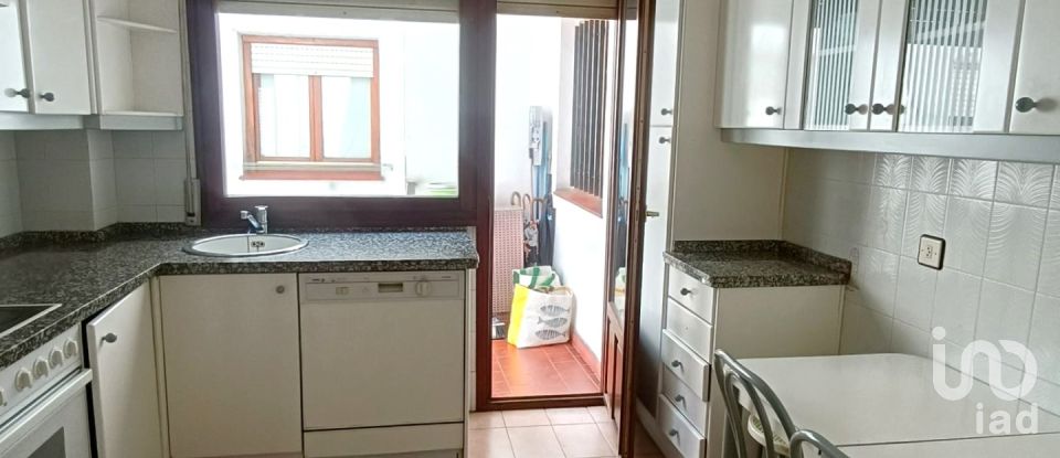 Pis 2 habitacions de 70 m² a León (24003)