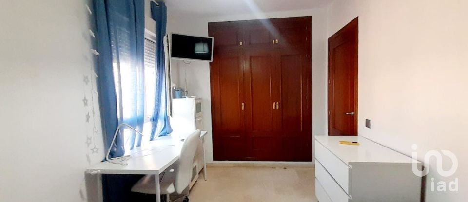 Pis 3 habitacions de 152 m² a Cádiz (11009)