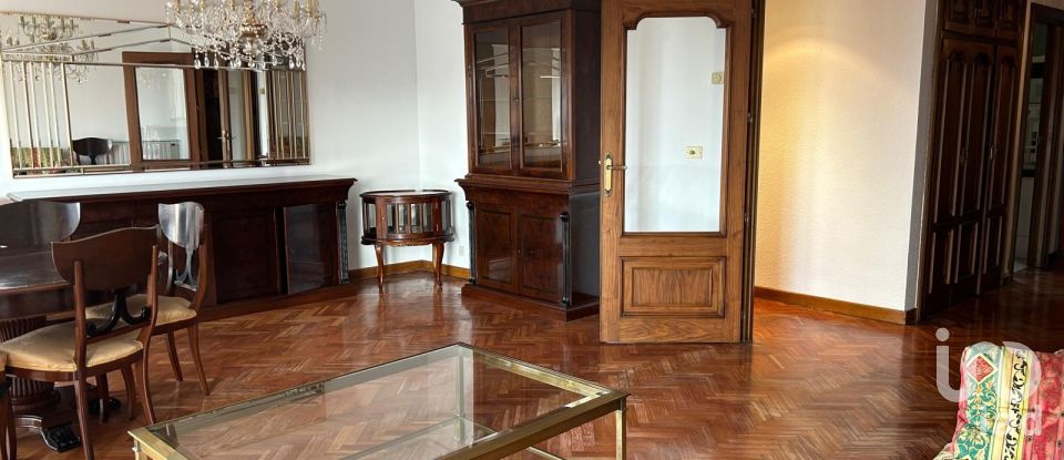 Apartment 4 bedrooms of 125 m² in León (24002)