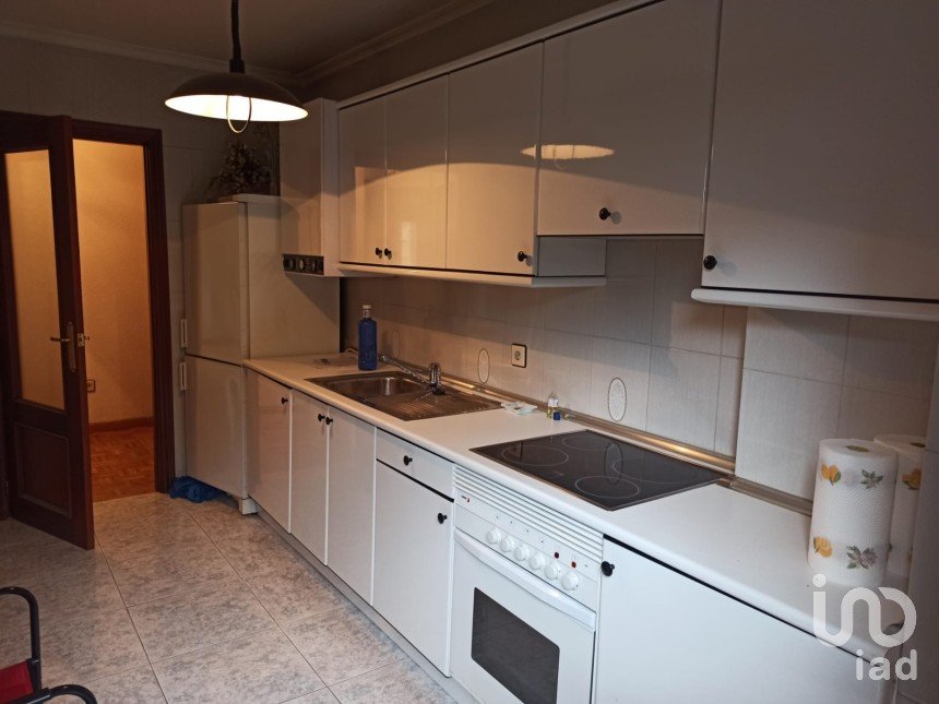 Pis 3 habitacions de 115 m² a La Bañeza (24750)