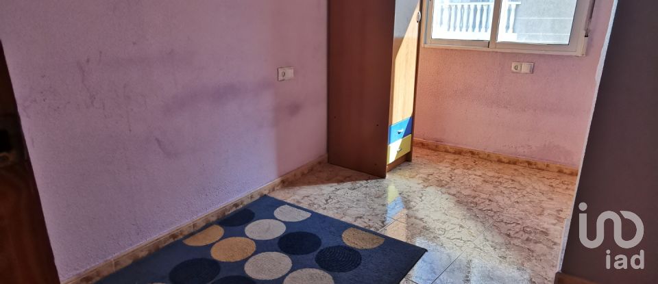 Pis 3 habitacions de 87 m² a Torrevieja (03182)