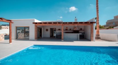 Casa 4 habitacions de 190 m² a Torrevieja (03184)