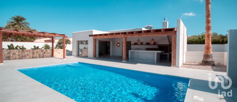 House 4 bedrooms of 190 m² in Torrevieja (03184)