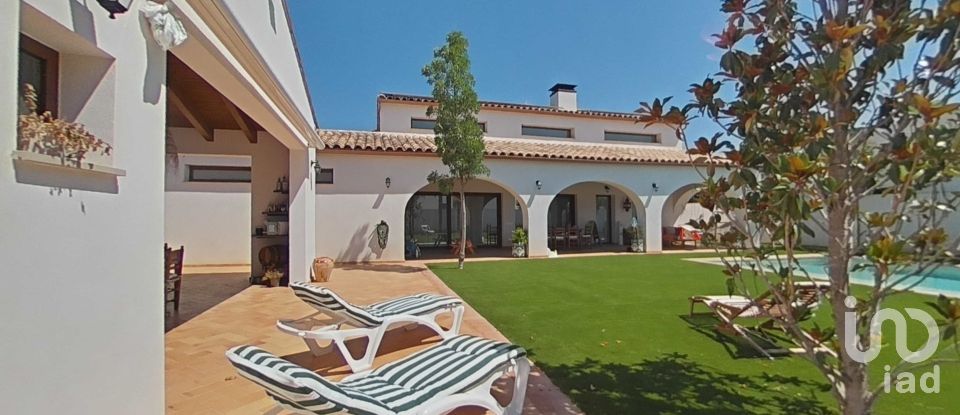 Cottage 5 bedrooms of 460 m² in Balaguer (25600)