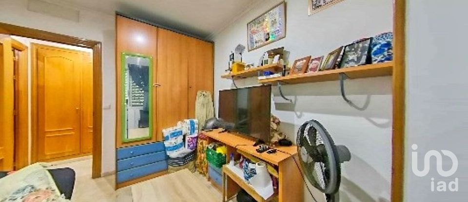 Pis 3 habitacions de 102 m² a Alicante/Alacant (03009)