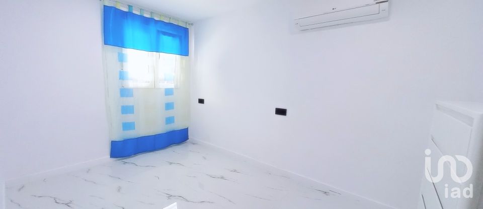 Pis 3 habitacions de 87 m² a Alicante/Alacant (03016)