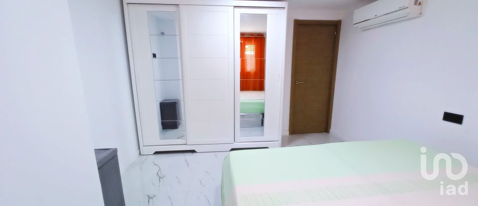 Pis 3 habitacions de 87 m² a Alicante/Alacant (03016)