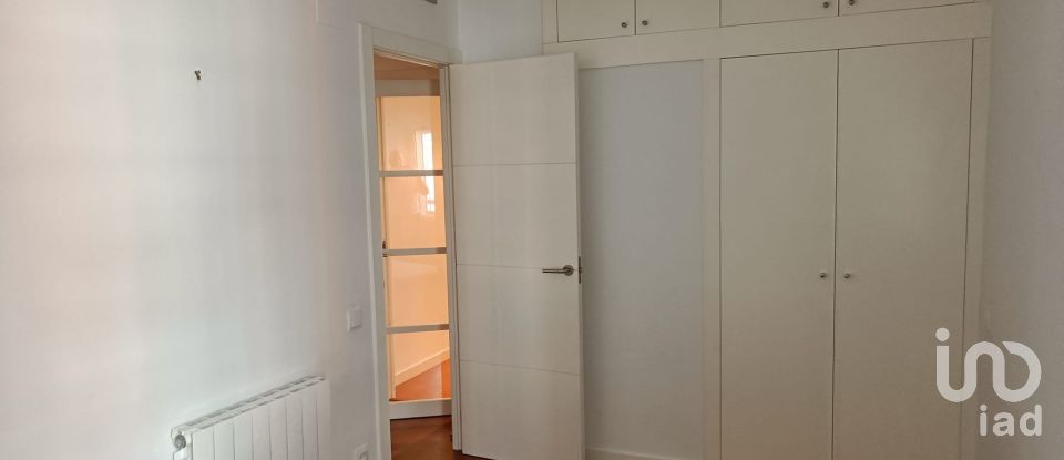 Estudi 3 habitacions de 117 m² a Barcelona (08029)