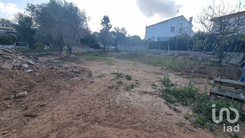 Terreno de 800 m² en Canyelles (08811)