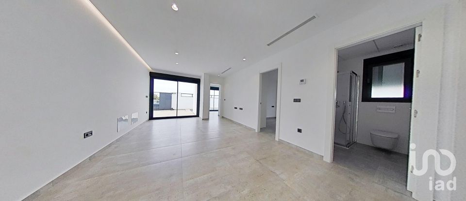 Gîte 4 chambres de 114 m² à Benijófar (03178)