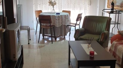 Pis 4 habitacions de 105 m² a Zamora (49030)