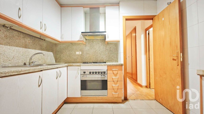 Pis 3 habitacions de 84 m² a Barcelona (08006)