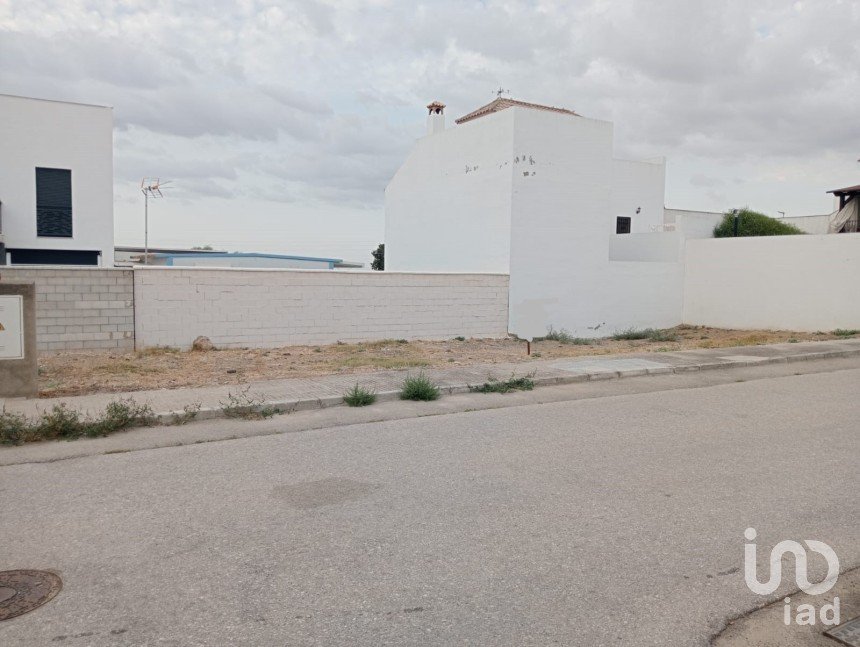 Land of 240 m² in Villanueva del Rey (41409)