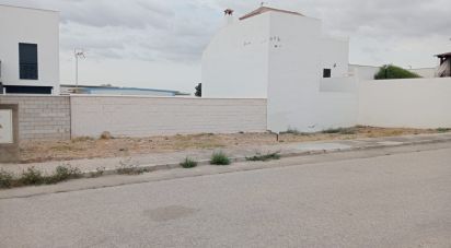 Land of 240 m² in Villanueva del Rey (41409)