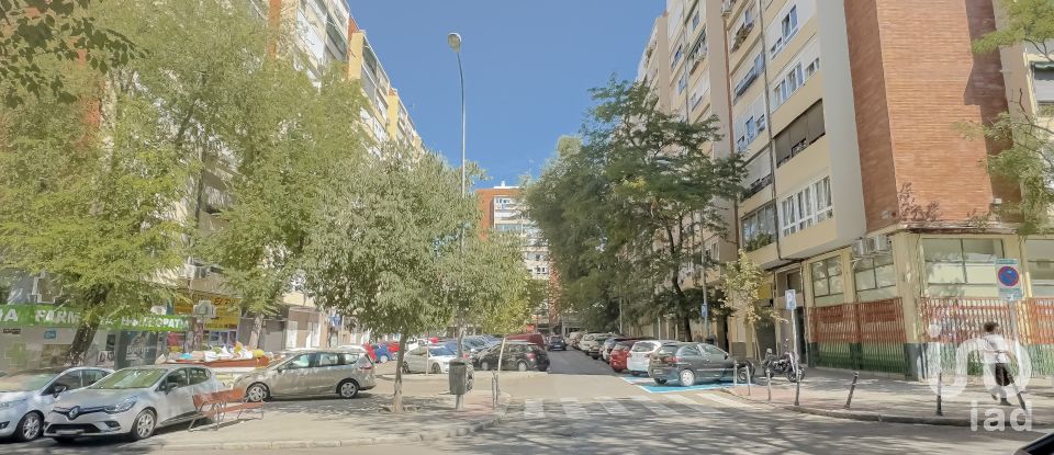 Pis 2 habitacions de 56 m² a Madrid (28029)