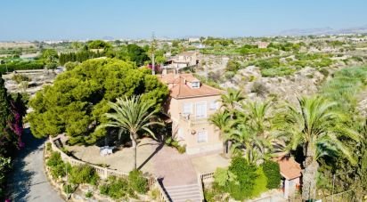 Cottage 5 bedrooms of 377 m² in Partida El Cantalar (03110)