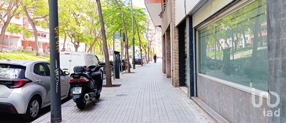 Shop / premises commercial of 31 m² in Barcelona (08024)