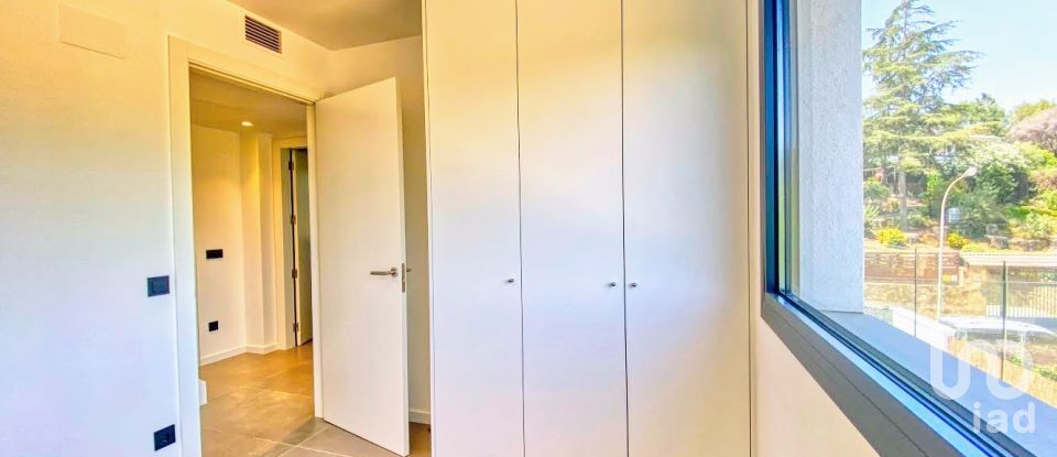 Gîte 5 chambres de 377 m² à Bellaterra (08193)