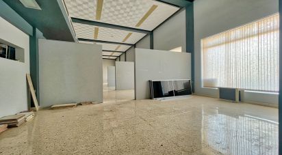 Tienda / local comercial de 2.505 m² en Pego (03780)