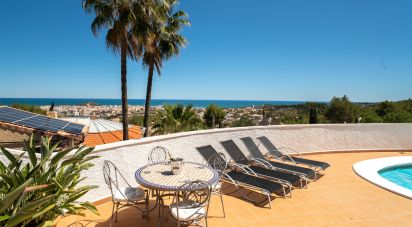 Maison 4 chambres de 307 m² à Dénia (03700)