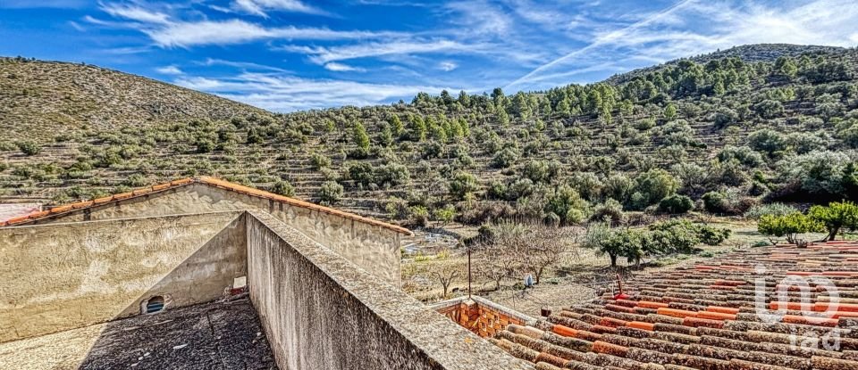 Casa de pueblo 3 habitaciones de 111 m² en Castell de Castells (03793)