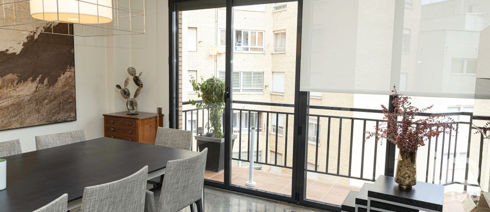 Apartment 4 bedrooms of 463 m² in León (24004)