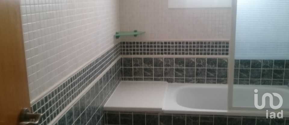 Pis 3 habitacions de 70 m² a Segur de Calafell (43882)