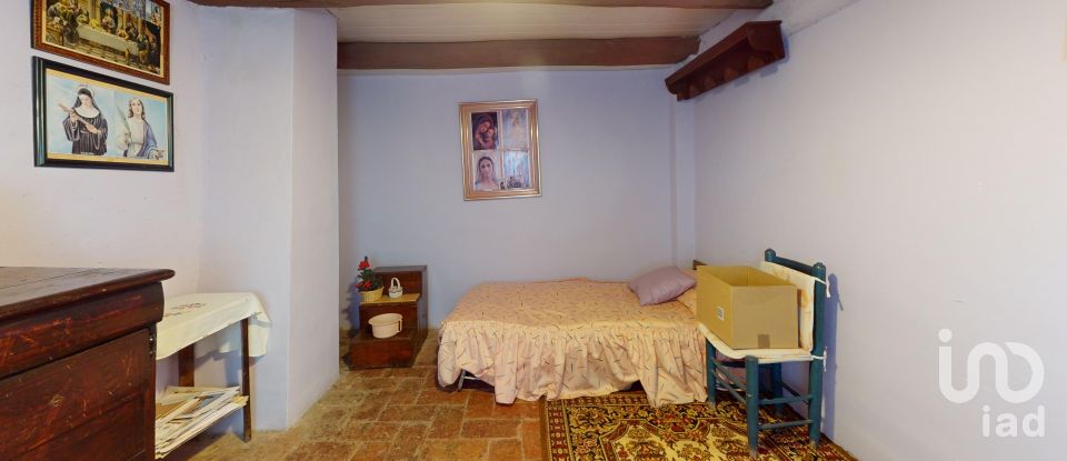 Town house 5 bedrooms of 300 m² in Casserres (08693)