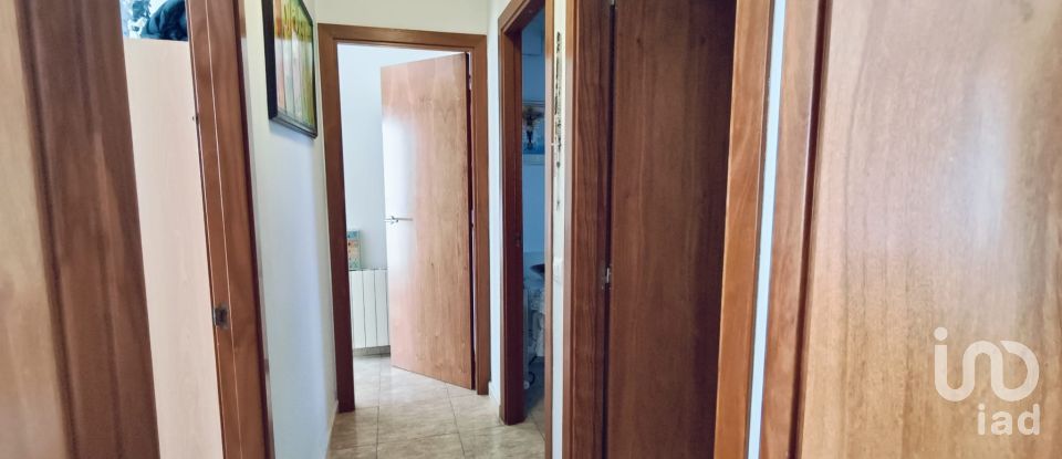 Pis 3 habitacions de 89 m² a Les Roquetes (08812)