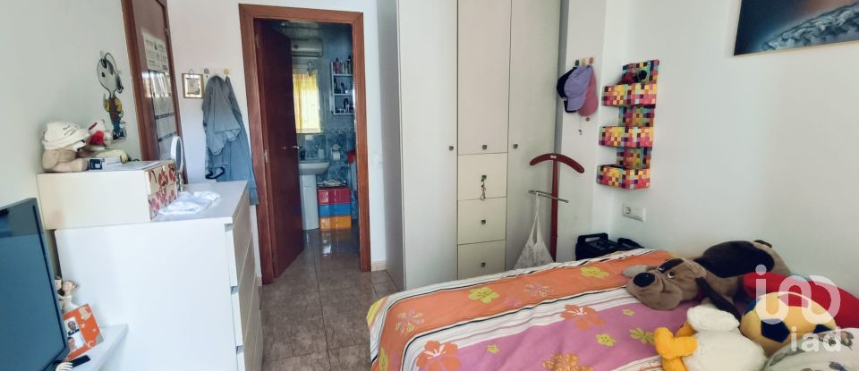 Pis 3 habitacions de 89 m² a Les Roquetes (08812)