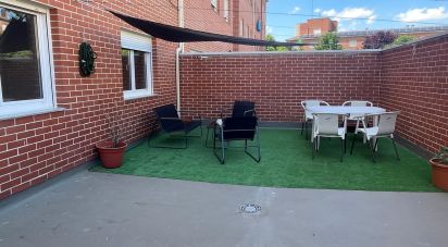 Pis 3 habitacions de 89 m² a Valencia de Don Juan (24200)