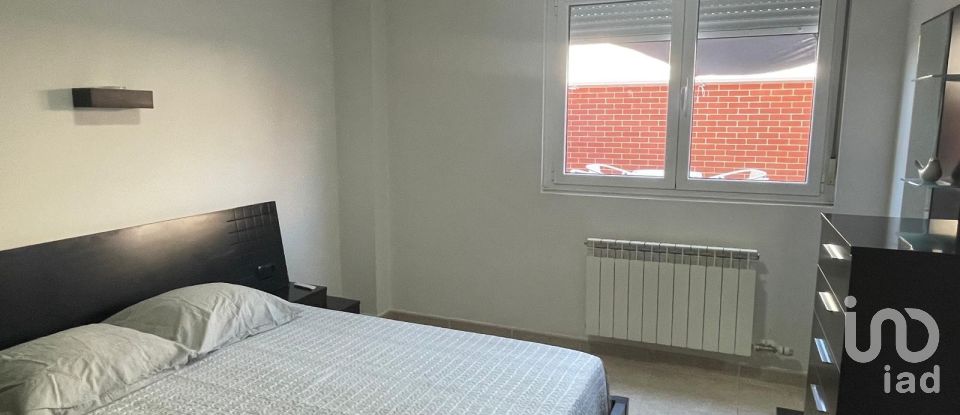 Pis 3 habitacions de 89 m² a Valencia de Don Juan (24200)