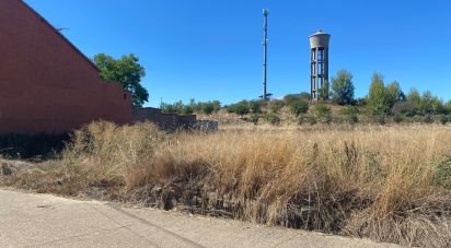 Terreno de 1.200 m² en Riego de la Vega (24794)