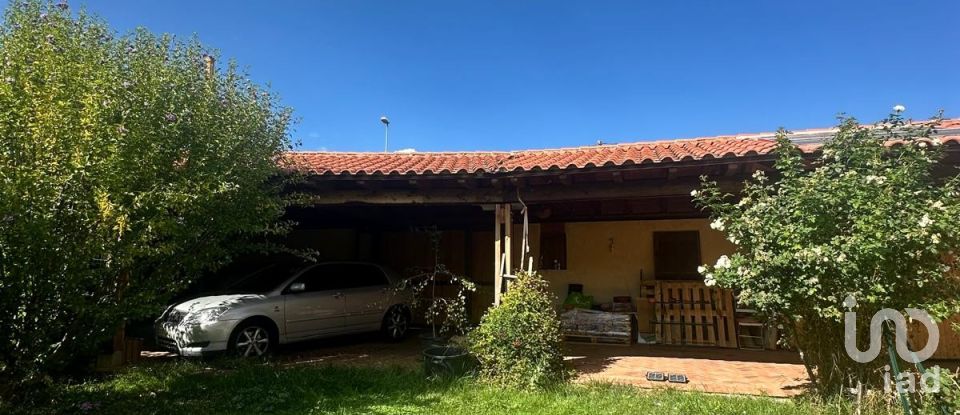 Gîte 3 chambres de 285 m² à Robledo de Torio (24197)