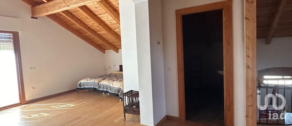 Gîte 3 chambres de 285 m² à Robledo de Torio (24197)