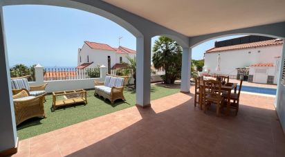 Lodge 5 bedrooms of 315 m² in Candelaria (38530)