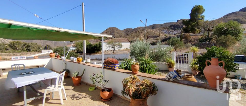 House 4 bedrooms of 236 m² in Peñas Negras (04277)