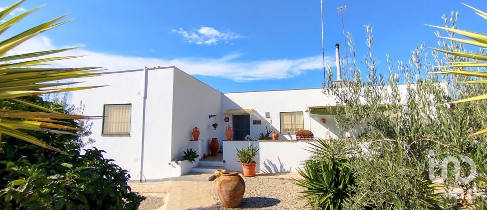 House 4 bedrooms of 236 m² in Peñas Negras (04277)