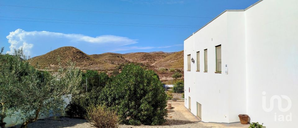 House 4 bedrooms of 236 m² in Peñas Negras (04277)