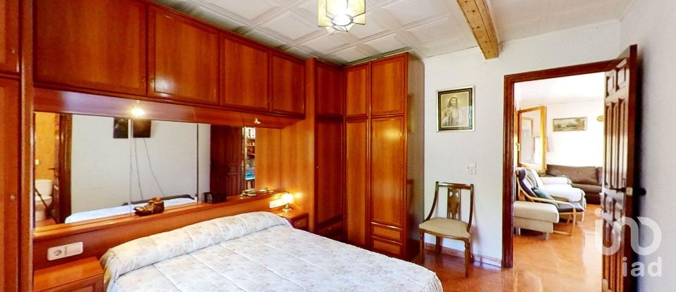 Lodge 5 bedrooms of 200 m² in Rodonya (43812)